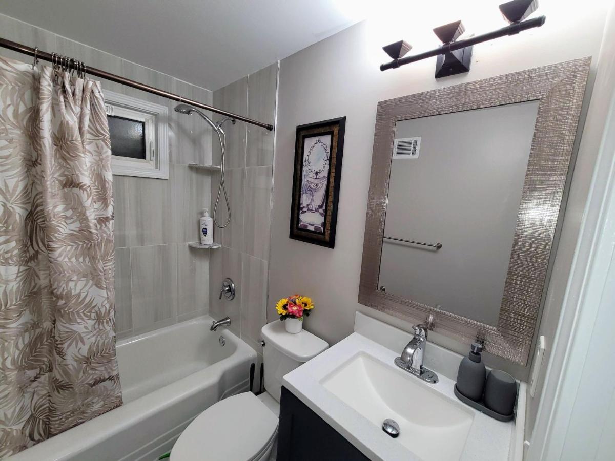 Apartment With Brand New Furniture And Large Parking West Seneca Exterior foto