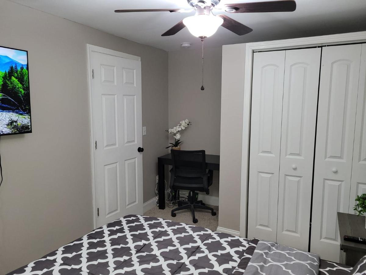 Apartment With Brand New Furniture And Large Parking West Seneca Exterior foto